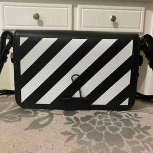 Diag Binder Clip cross body bag